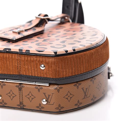 louis vuitton boite chapeau reverse